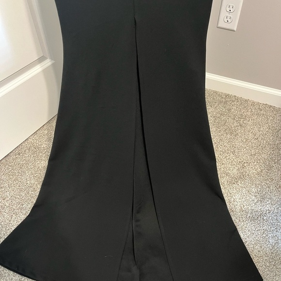 Windsor Black and Taupe Lace Top Front Slit Maxi Dress Sz S NWT - Picture 4 of 8